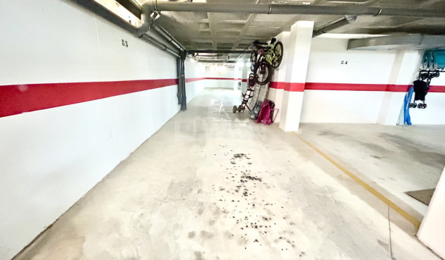 Odsprzedaż - Mieszkanie w bloku - Villamartin - Costa Blanca