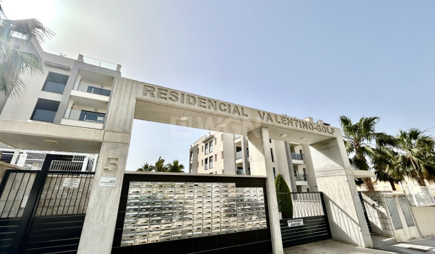 Odsprzedaż - Mieszkanie w bloku - Villamartin - Costa Blanca