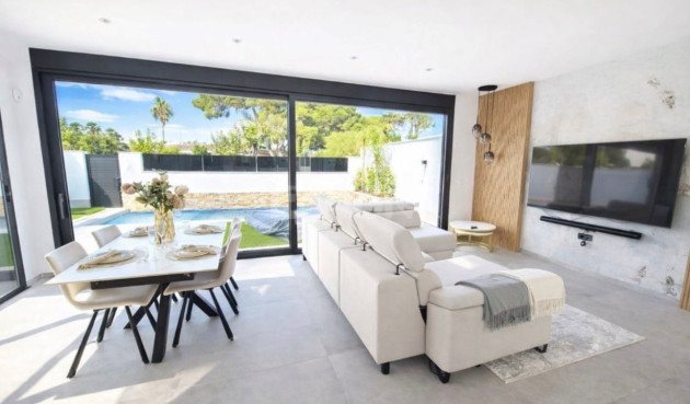 Odsprzedaż - Villa - Santiago de la ribera - Costa Calida