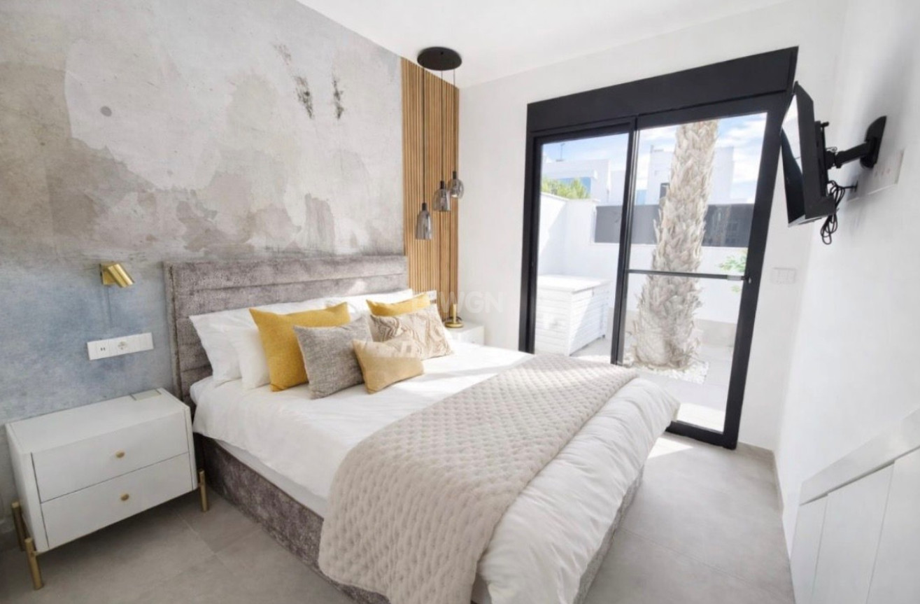 Odsprzedaż - Villa - Santiago de la ribera - Costa Calida