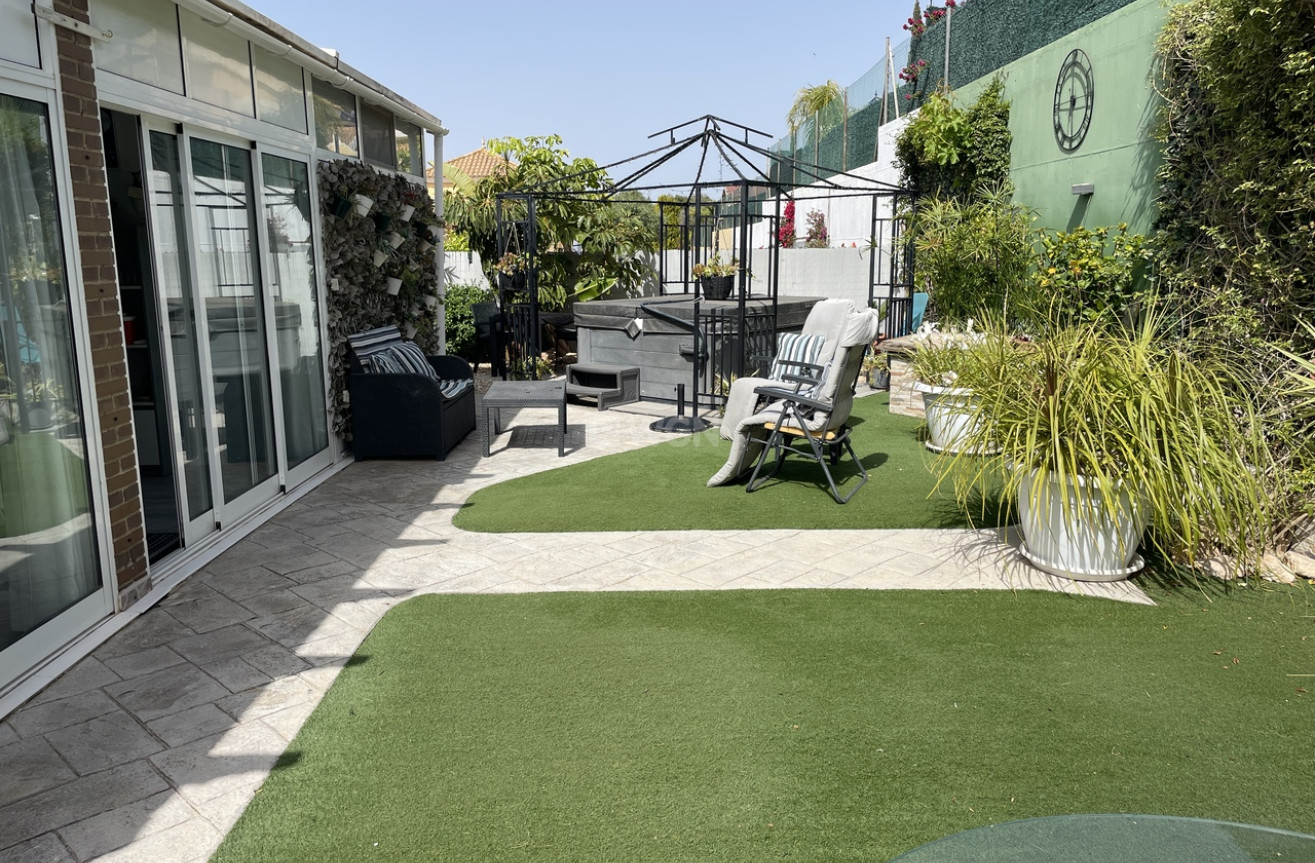 Odsprzedaż - Villa - Mazarron Country Club - Inland