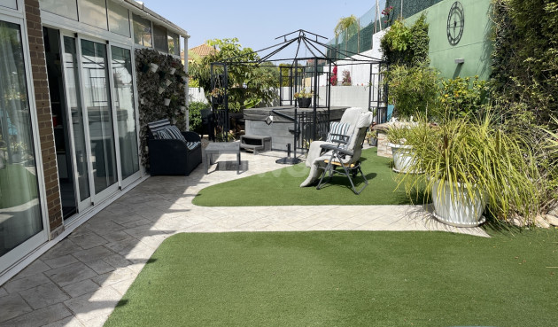 Odsprzedaż - Villa - Mazarron Country Club - Inland