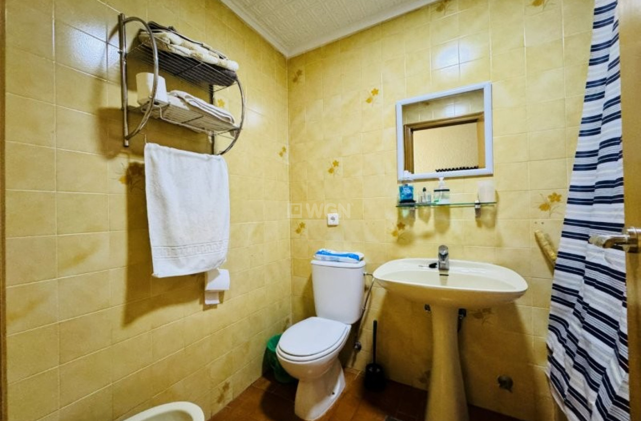 Odsprzedaż - Mieszkanie w bloku - La Mata - Costa Blanca