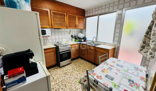 Odsprzedaż - Mieszkanie w bloku - La Mata - Costa Blanca