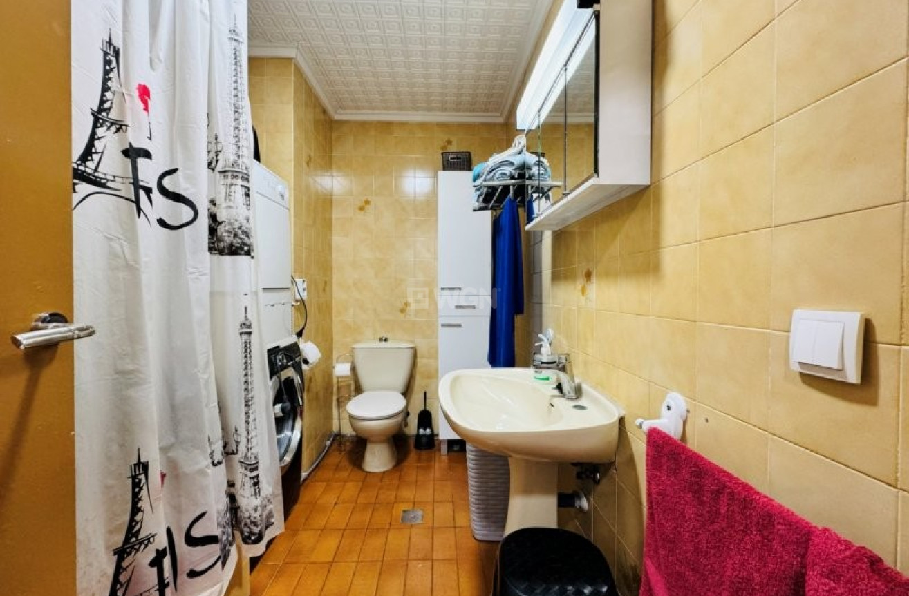 Odsprzedaż - Mieszkanie w bloku - La Mata - Costa Blanca