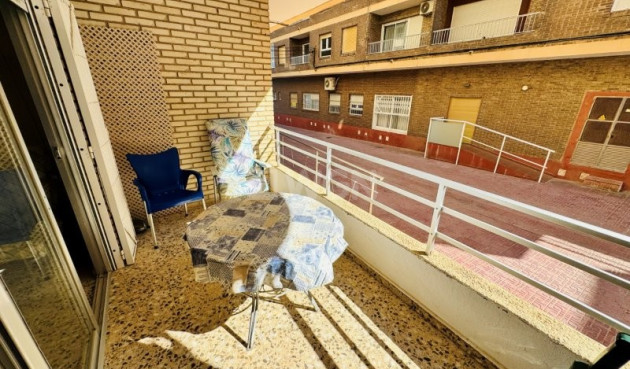 Odsprzedaż - Mieszkanie w bloku - La Mata - Costa Blanca