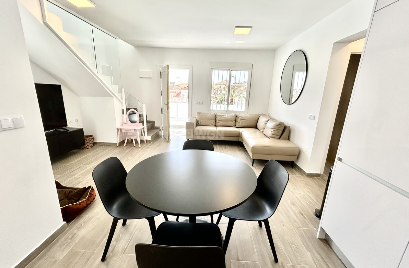 Odsprzedaż - Villa - Villamartin - Costa Blanca