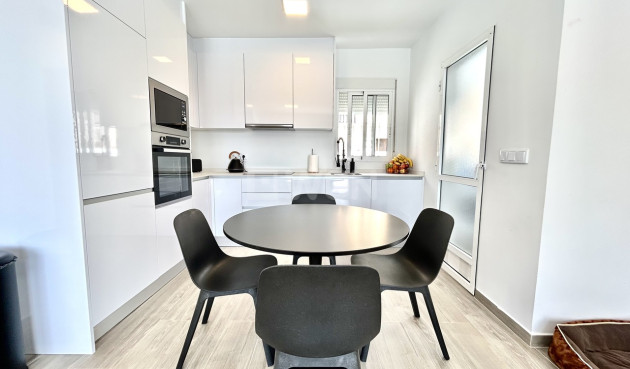 Odsprzedaż - Villa - Villamartin - Costa Blanca