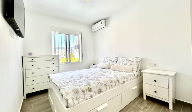 Odsprzedaż - Villa - Villamartin - Costa Blanca