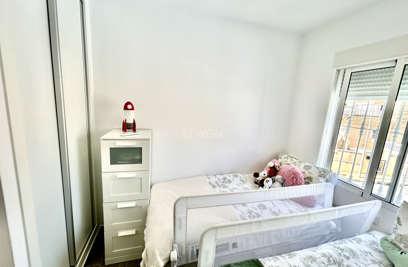 Odsprzedaż - Villa - Villamartin - Costa Blanca