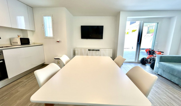 Odsprzedaż - Villa - Villamartin - Costa Blanca