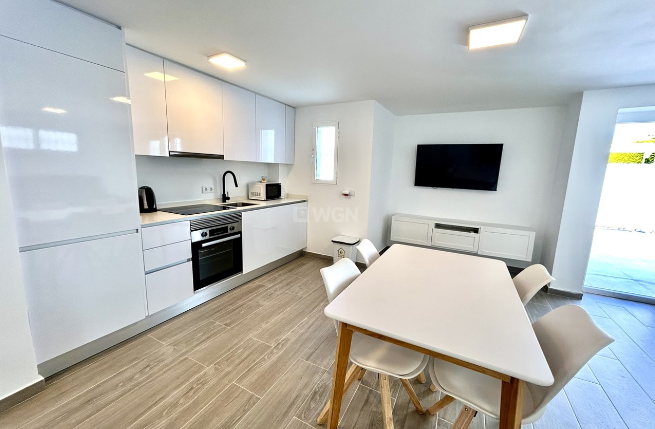 Odsprzedaż - Villa - Villamartin - Costa Blanca