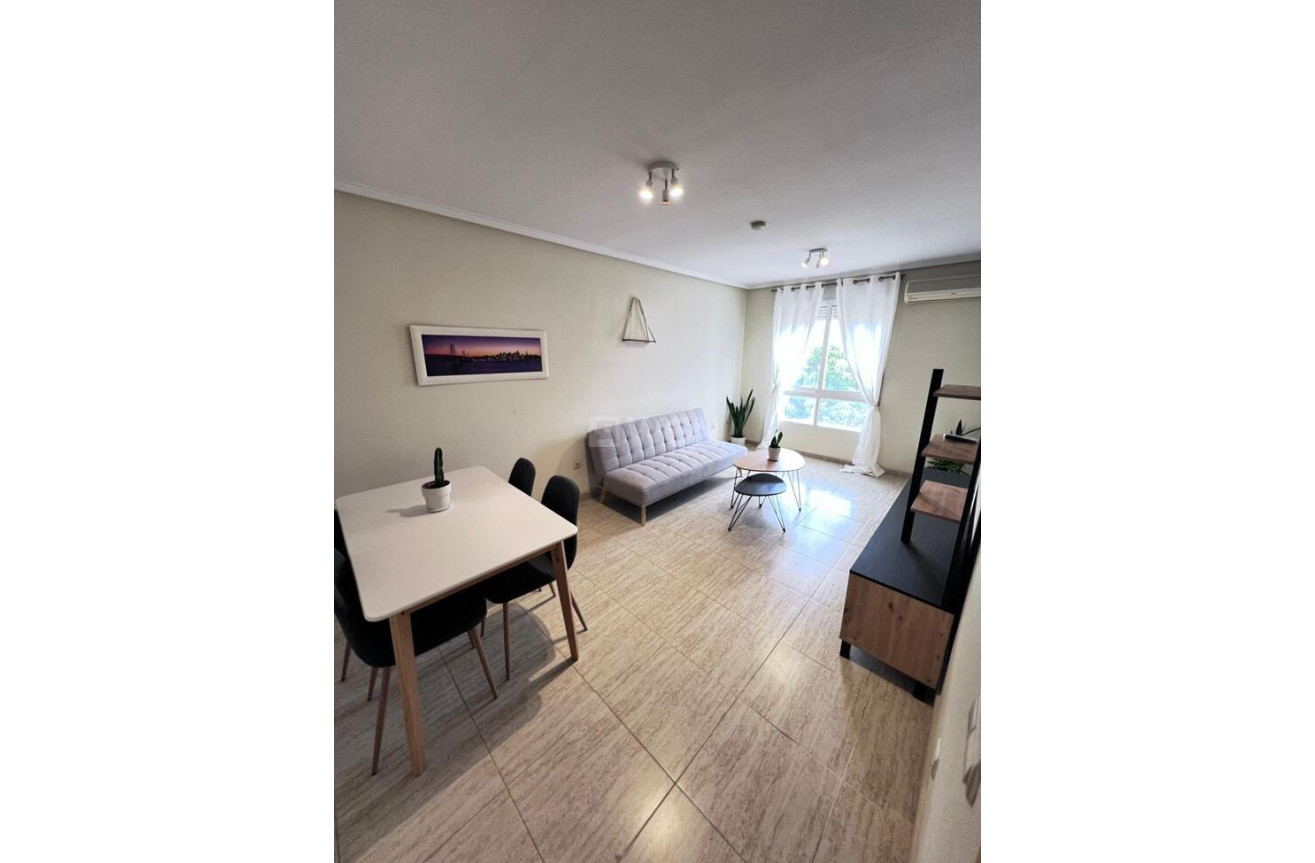 Odsprzedaż - Daszek - Los Montesinos - Costa Blanca