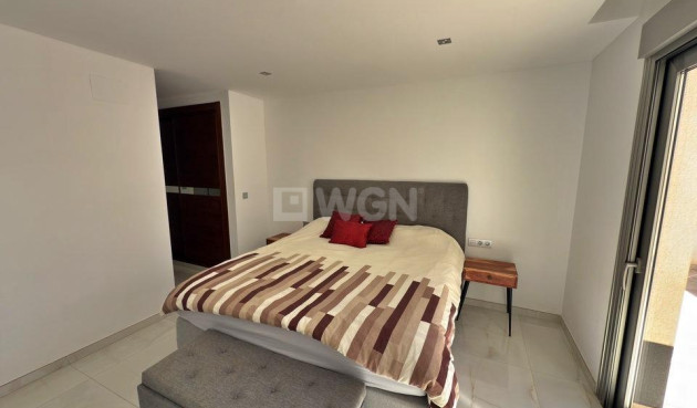 Odsprzedaż - Villa - Orihuela Costa - Villamartín