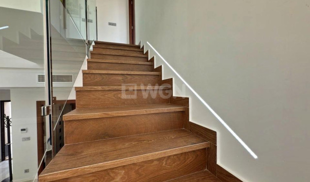 Odsprzedaż - Villa - Orihuela Costa - Villamartín