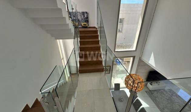 Odsprzedaż - Villa - Orihuela Costa - Villamartín