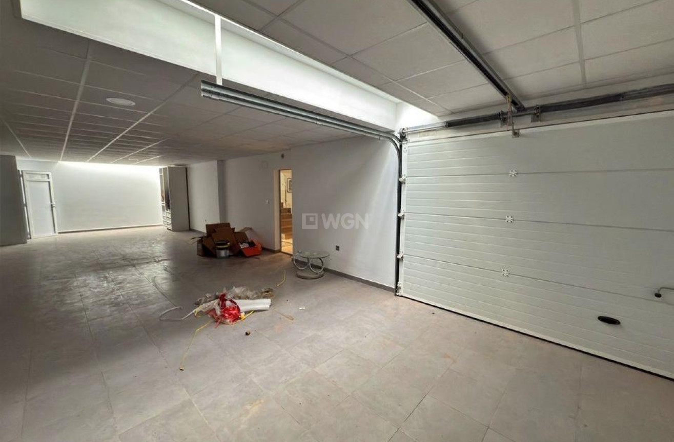 Odsprzedaż - Villa - Orihuela Costa - Villamartín