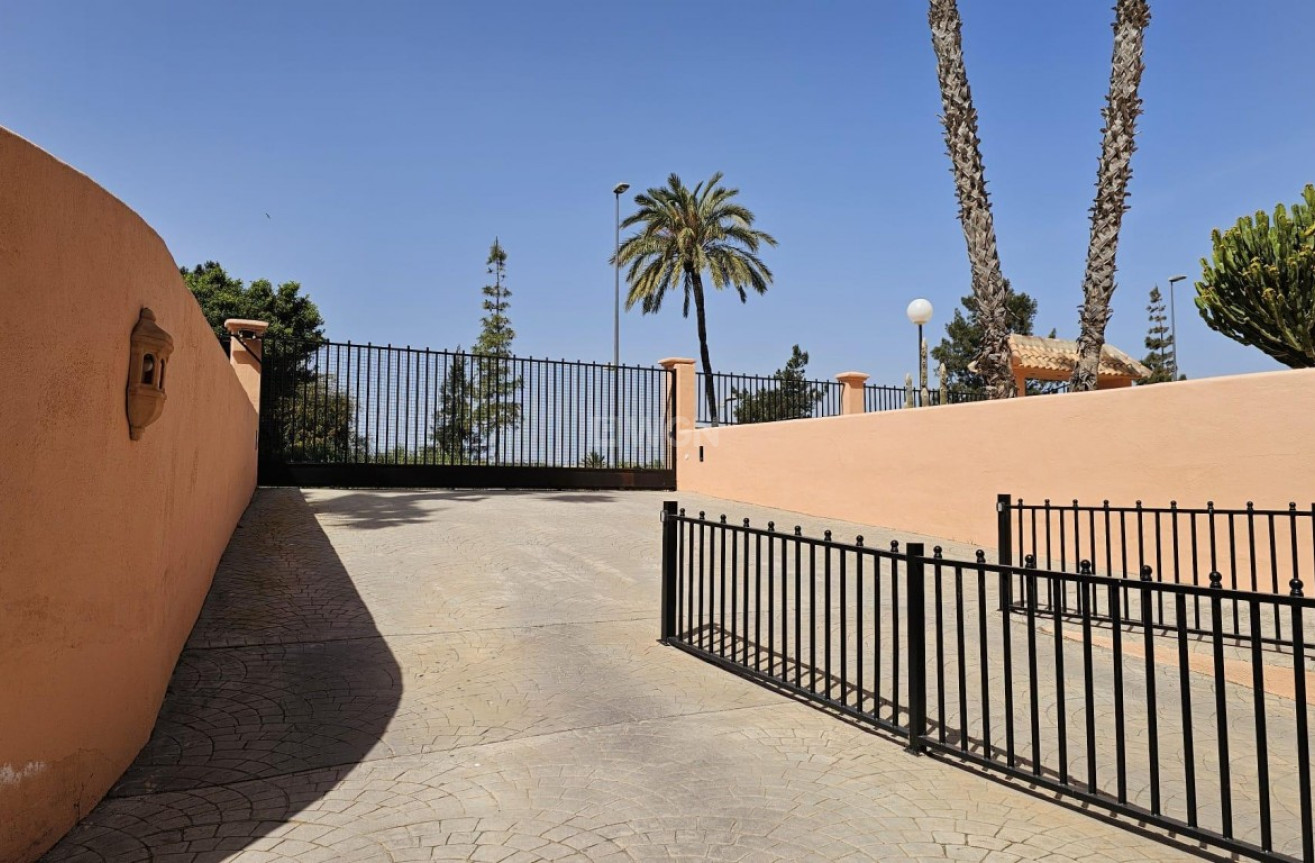 Odsprzedaż - Mieszkanie w bloku - La Serena Golf - Costa Calida