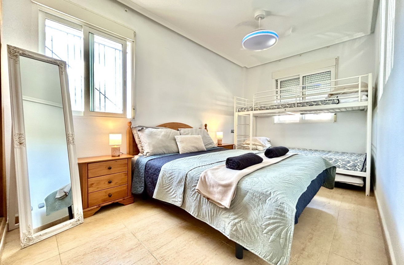 Wiederverkauf - Wohnung - Villamartin - Costa Blanca