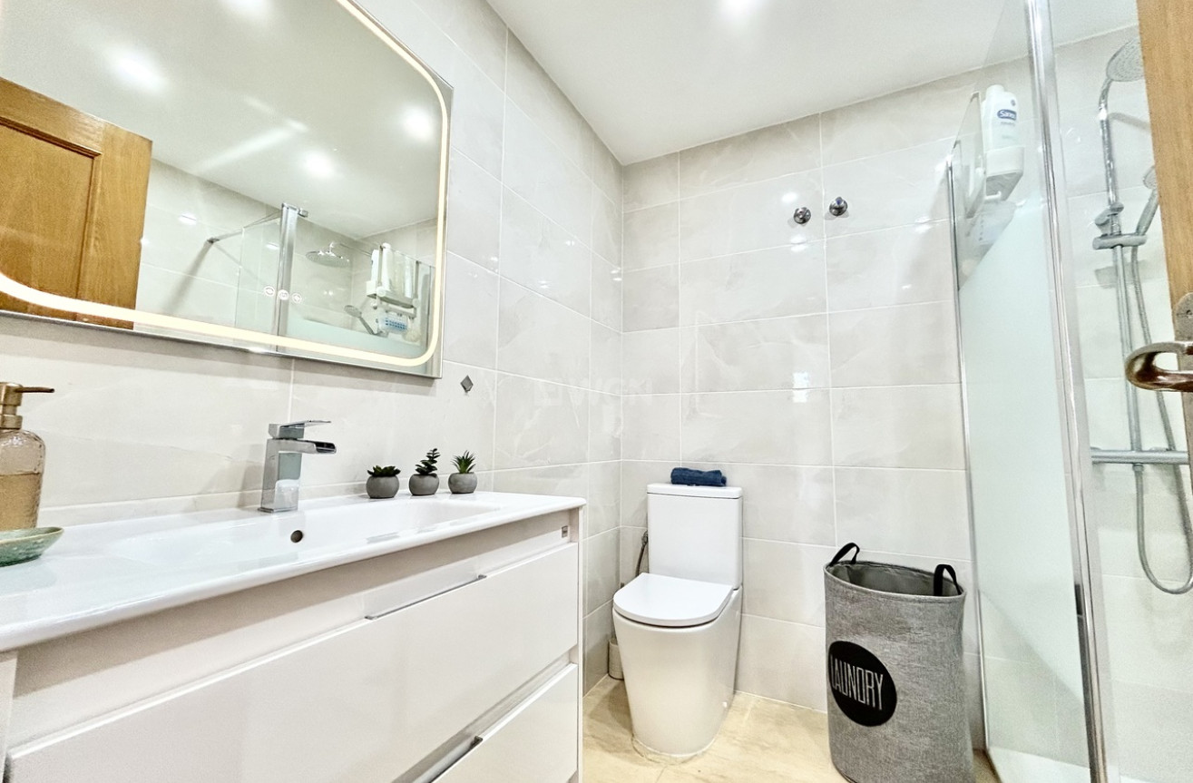 Wiederverkauf - Wohnung - Villamartin - Costa Blanca