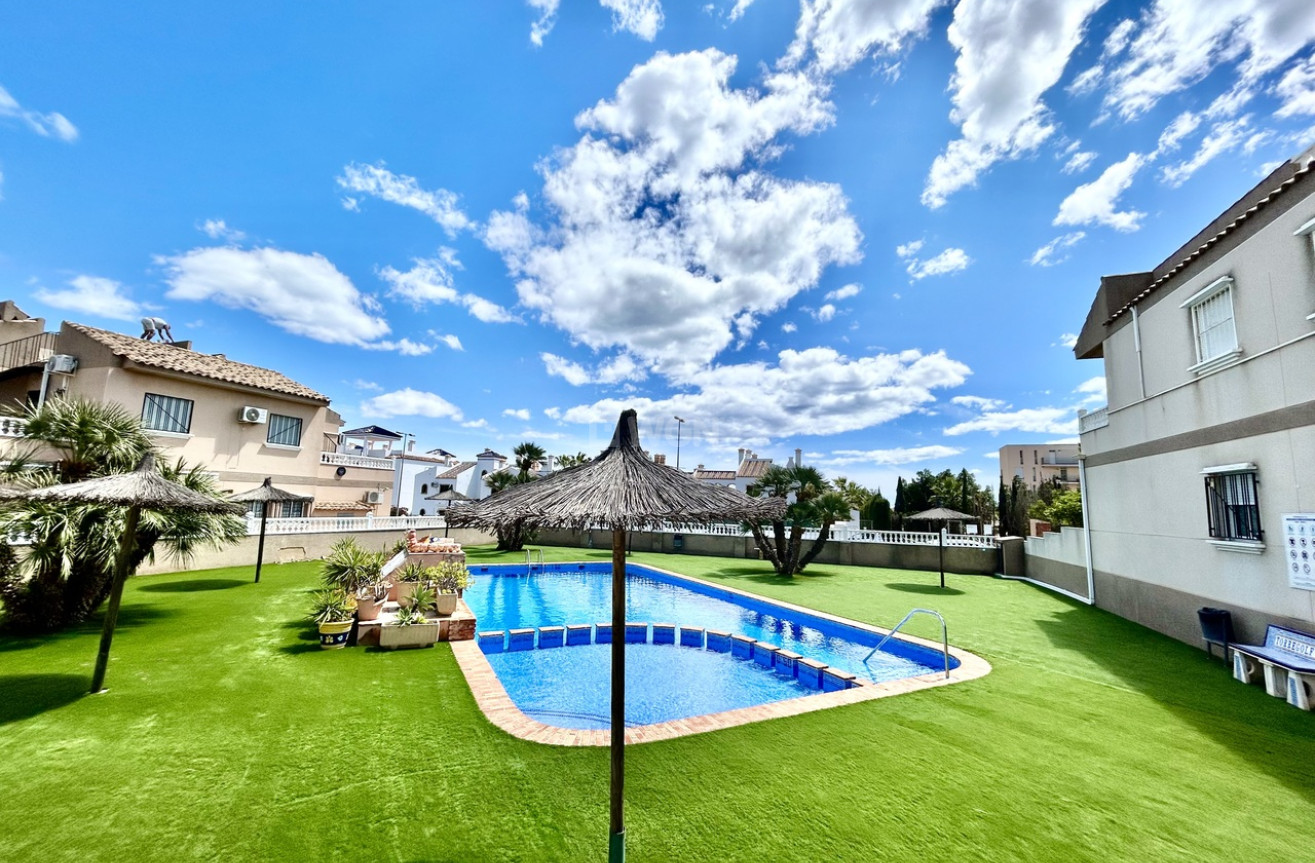 Wiederverkauf - Wohnung - Villamartin - Costa Blanca