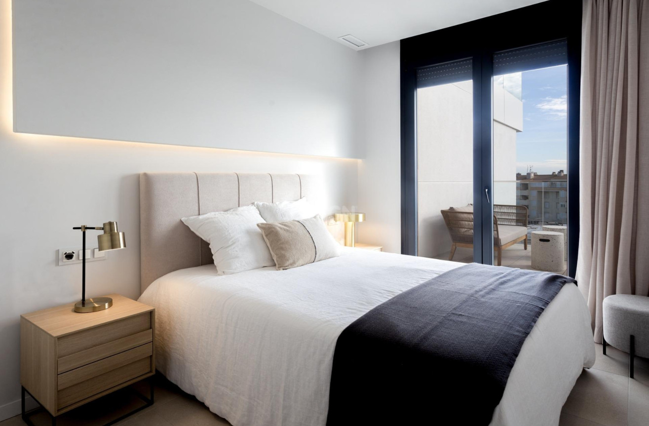 Nowy budynek - Daszek - Denia - L´Estanyó (Marinas)