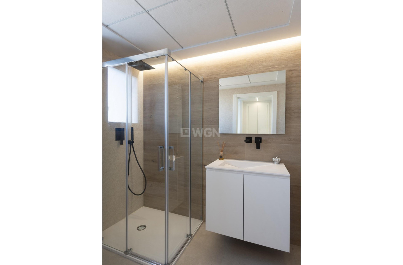 Nowy budynek - Daszek - Denia - L´Estanyó (Marinas)