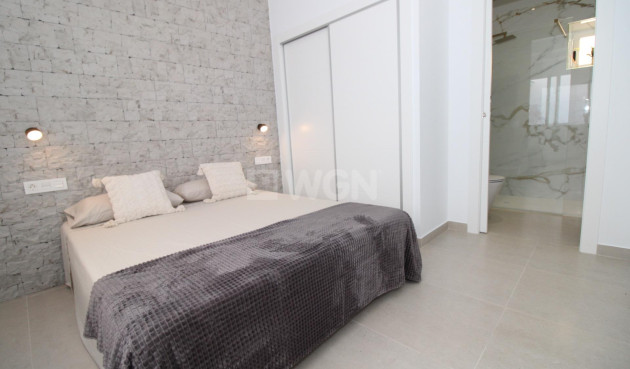 Odsprzedaż - Villa - Lo Pagan - LA PUNTICA