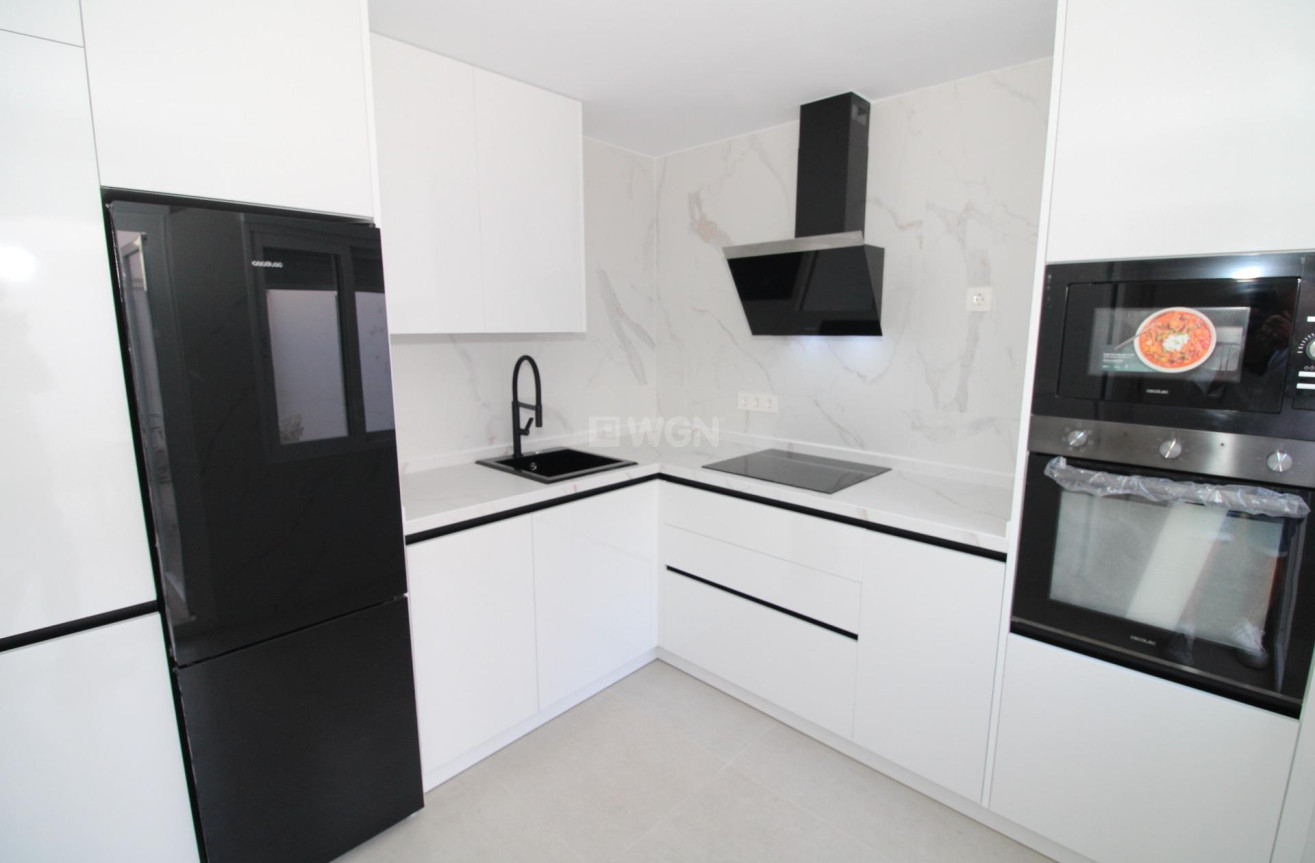 Odsprzedaż - Villa - Lo Pagan - LA PUNTICA