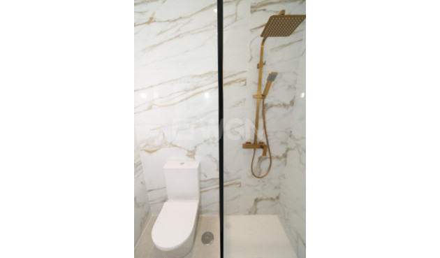 Odsprzedaż - Villa - Lo Pagan - LA PUNTICA