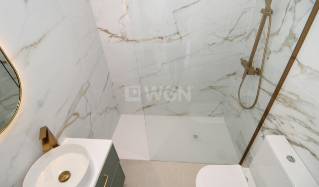 Odsprzedaż - Villa - Lo Pagan - LA PUNTICA