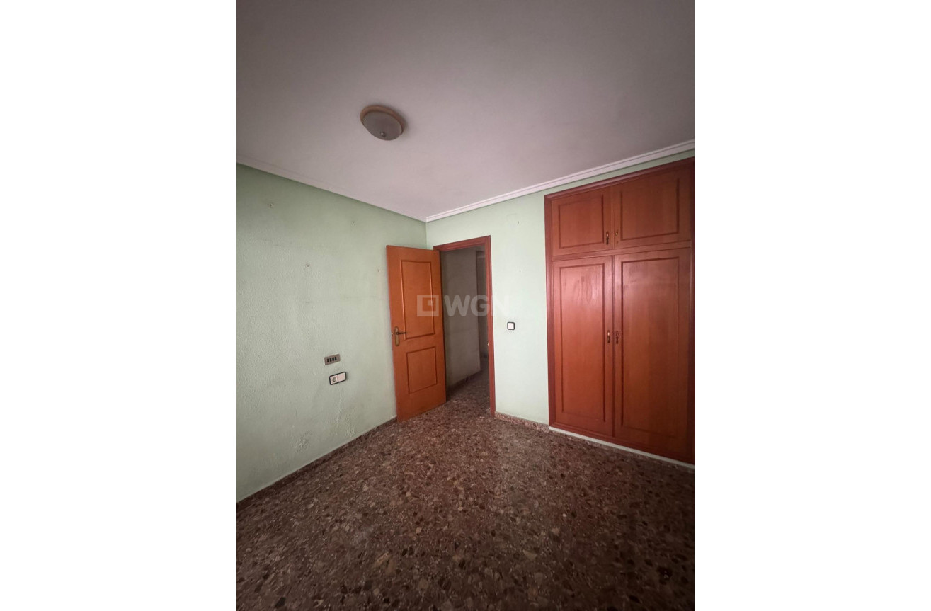 Odsprzedaż - Mieszkanie w bloku - Orihuela - Zona Centro