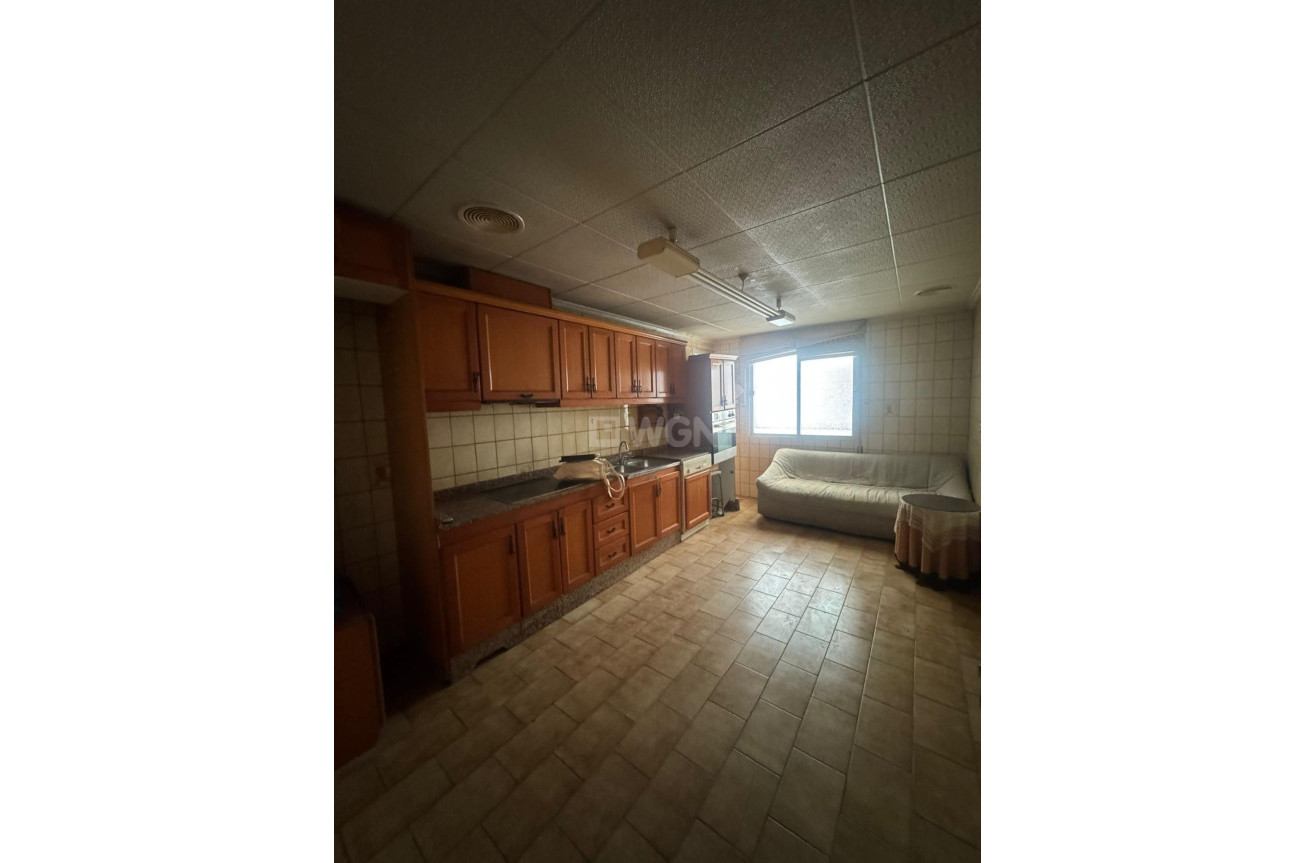 Odsprzedaż - Mieszkanie w bloku - Orihuela - Zona Centro