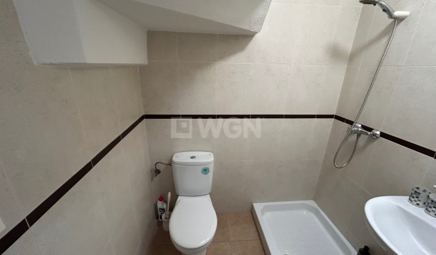 Odsprzedaż - Mieszkanie w bloku - Jacarilla - Inland