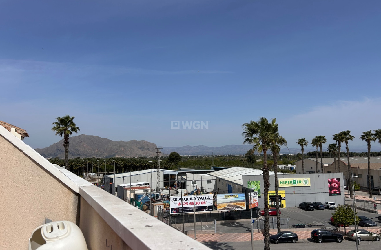 Odsprzedaż - Mieszkanie w bloku - Jacarilla - Inland