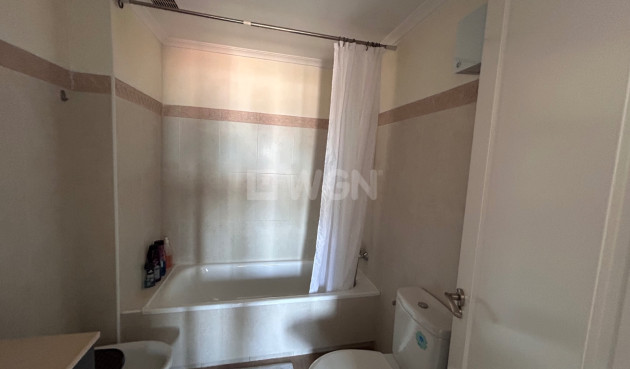 Odsprzedaż - Mieszkanie w bloku - Jacarilla - Inland