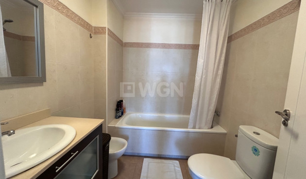 Odsprzedaż - Mieszkanie w bloku - Jacarilla - Inland