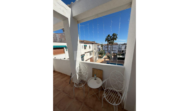 Odsprzedaż - Mieszkanie w bloku - Torrevieja - Punta Prima