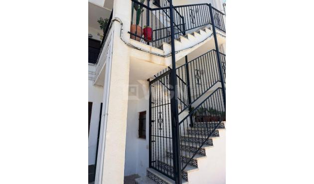 Odsprzedaż - Mieszkanie w bloku - Torrevieja - Punta Prima