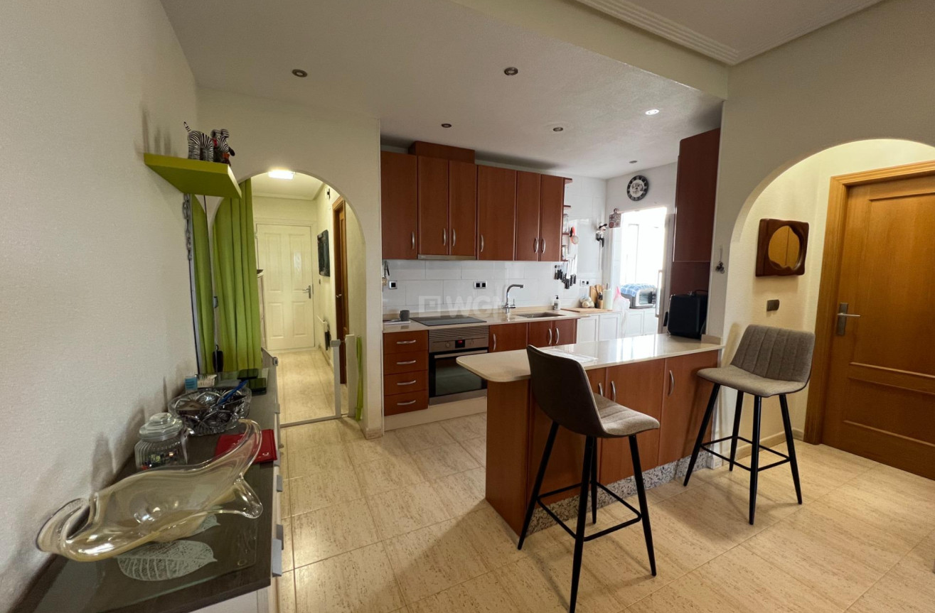 Resale - Apartment / flat - Dolores - Comunidad Valenciana