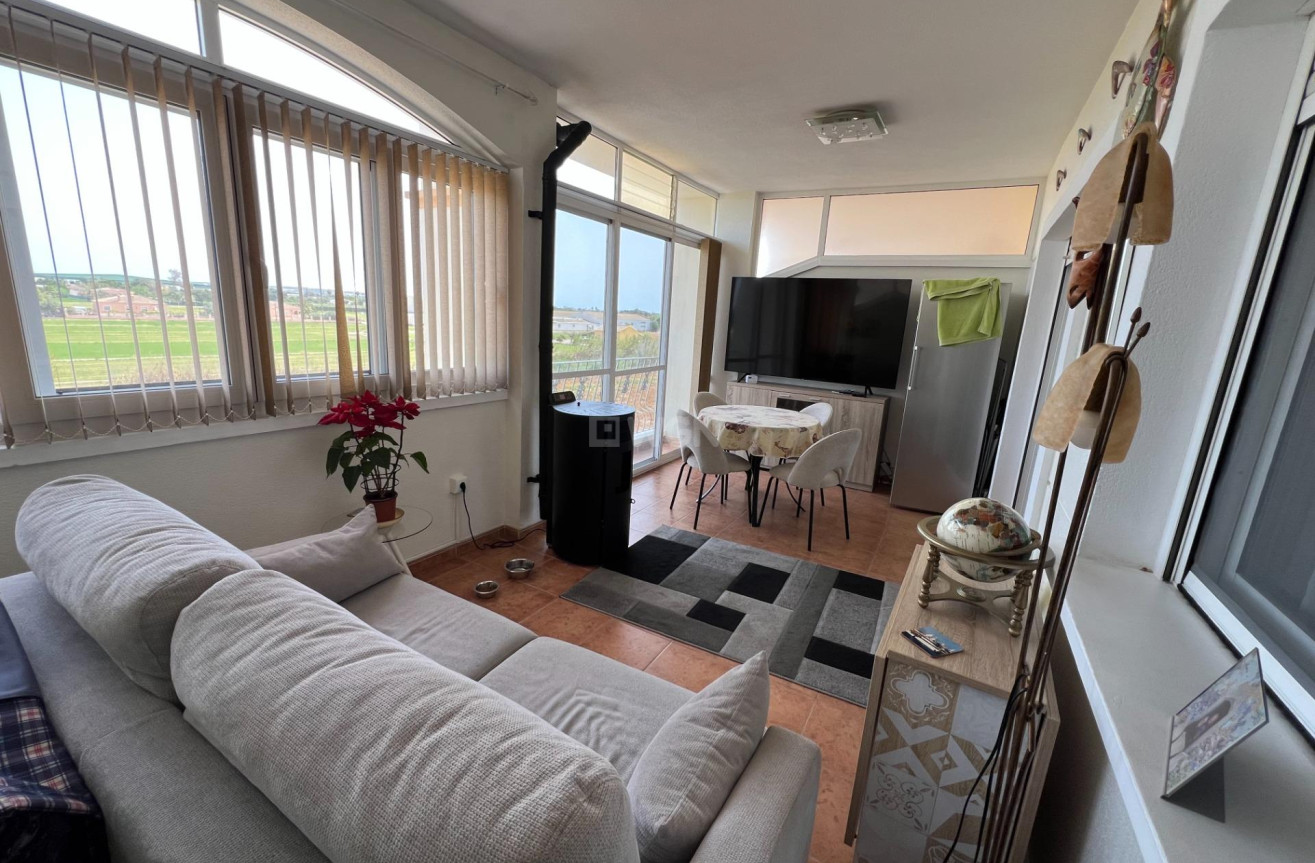 Resale - Apartment / flat - Dolores - Comunidad Valenciana