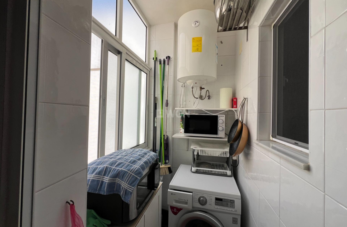 Resale - Apartment / flat - Dolores - Comunidad Valenciana