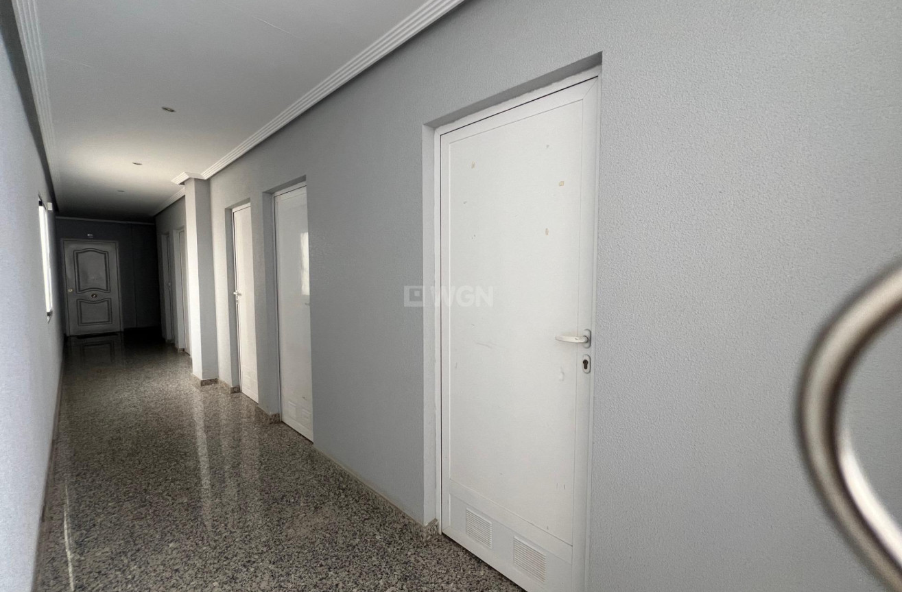 Resale - Apartment / flat - Dolores - Comunidad Valenciana