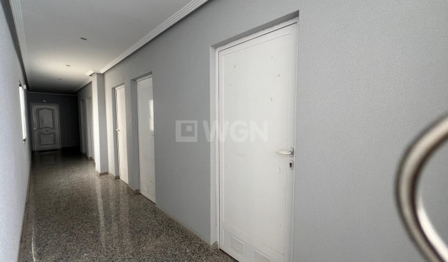 Resale - Apartment / flat - Dolores - Comunidad Valenciana