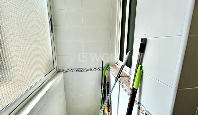 Odsprzedaż - Mieszkanie w bloku - Almoradí - Inland