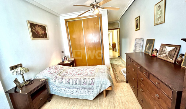 Odsprzedaż - Mieszkanie w bloku - Almoradí - Inland