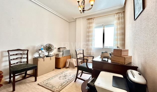 Odsprzedaż - Mieszkanie w bloku - Almoradí - Inland