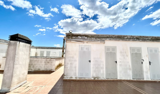 Odsprzedaż - Mieszkanie w bloku - Almoradí - Inland