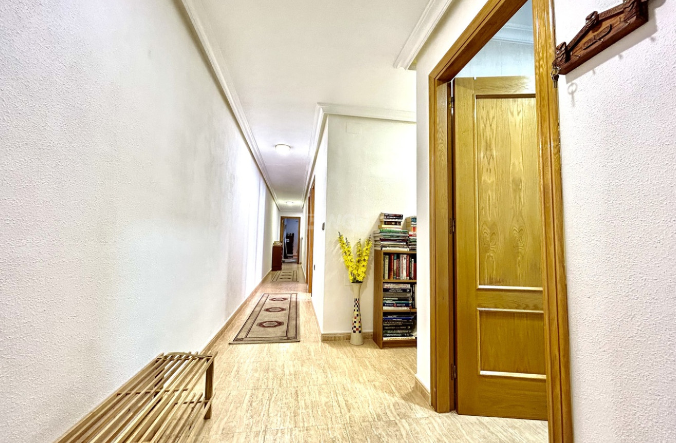 Odsprzedaż - Mieszkanie w bloku - Almoradí - Inland