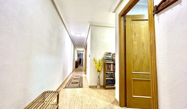 Odsprzedaż - Mieszkanie w bloku - Almoradí - Inland